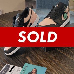 NWB, NEW Air Jordan 1 Low Arctic Orange size 12 US